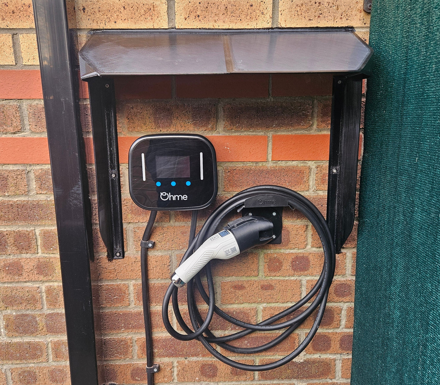 60cm Flat Top EV Charger Canopy with Skirts which effectively shade the charger